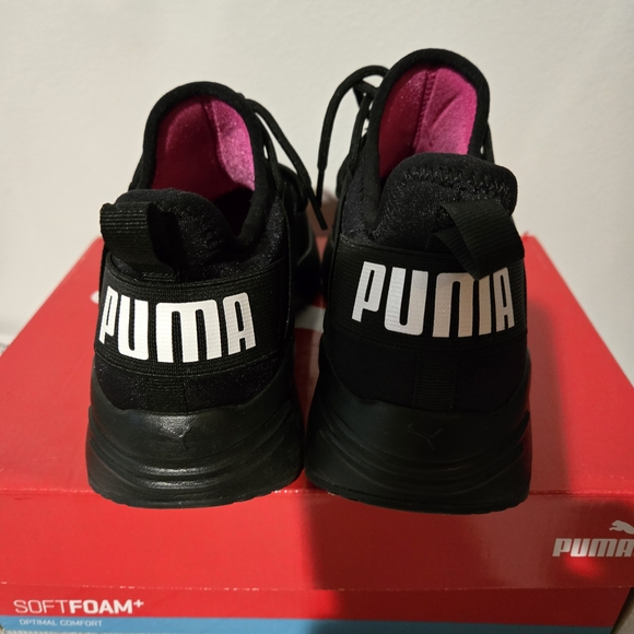 PUMA Women's Black Sneakers - Picture 1 of 6